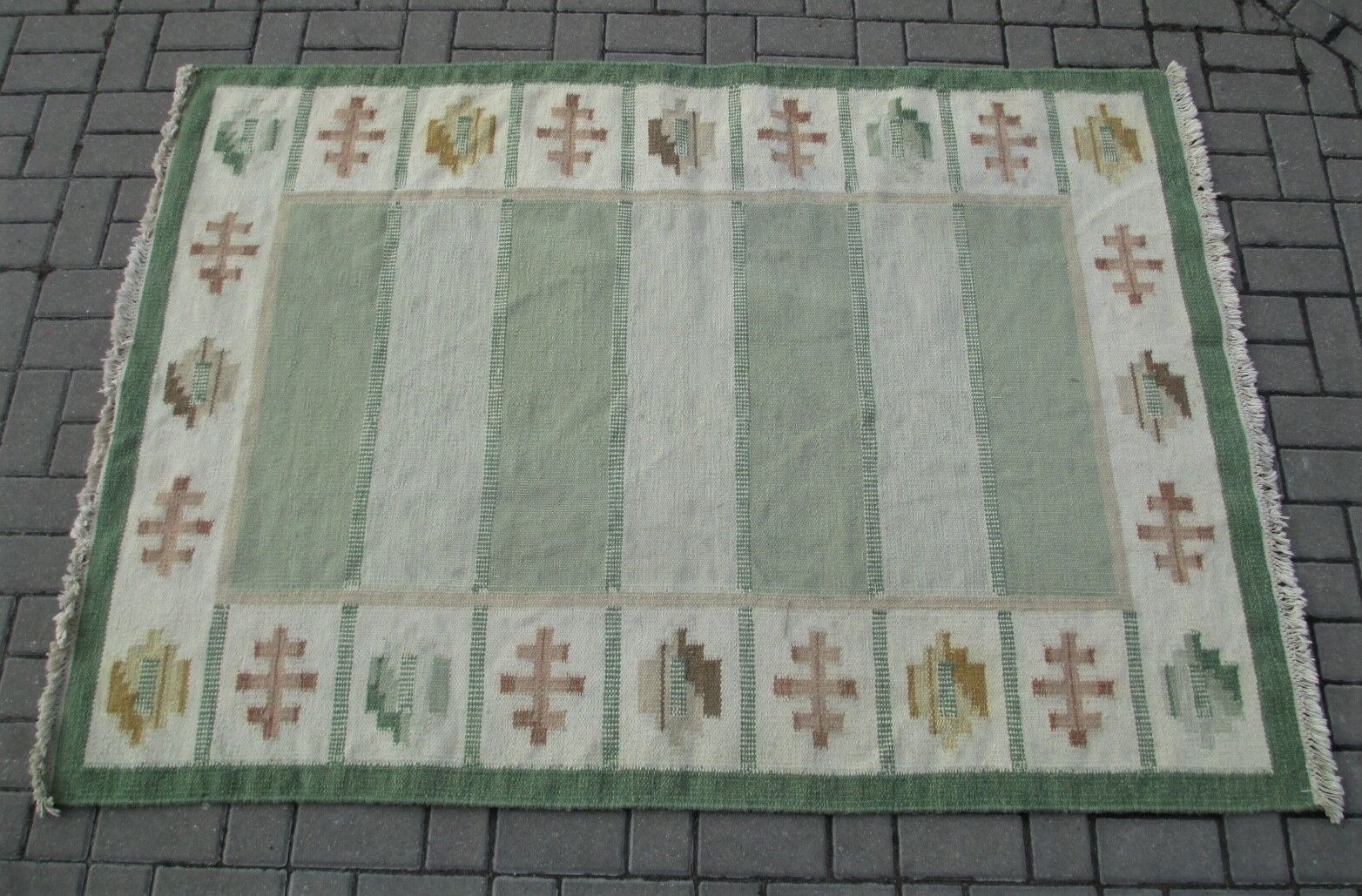 Carpet Rölakan, Sweden, 1970s - 137x194cm