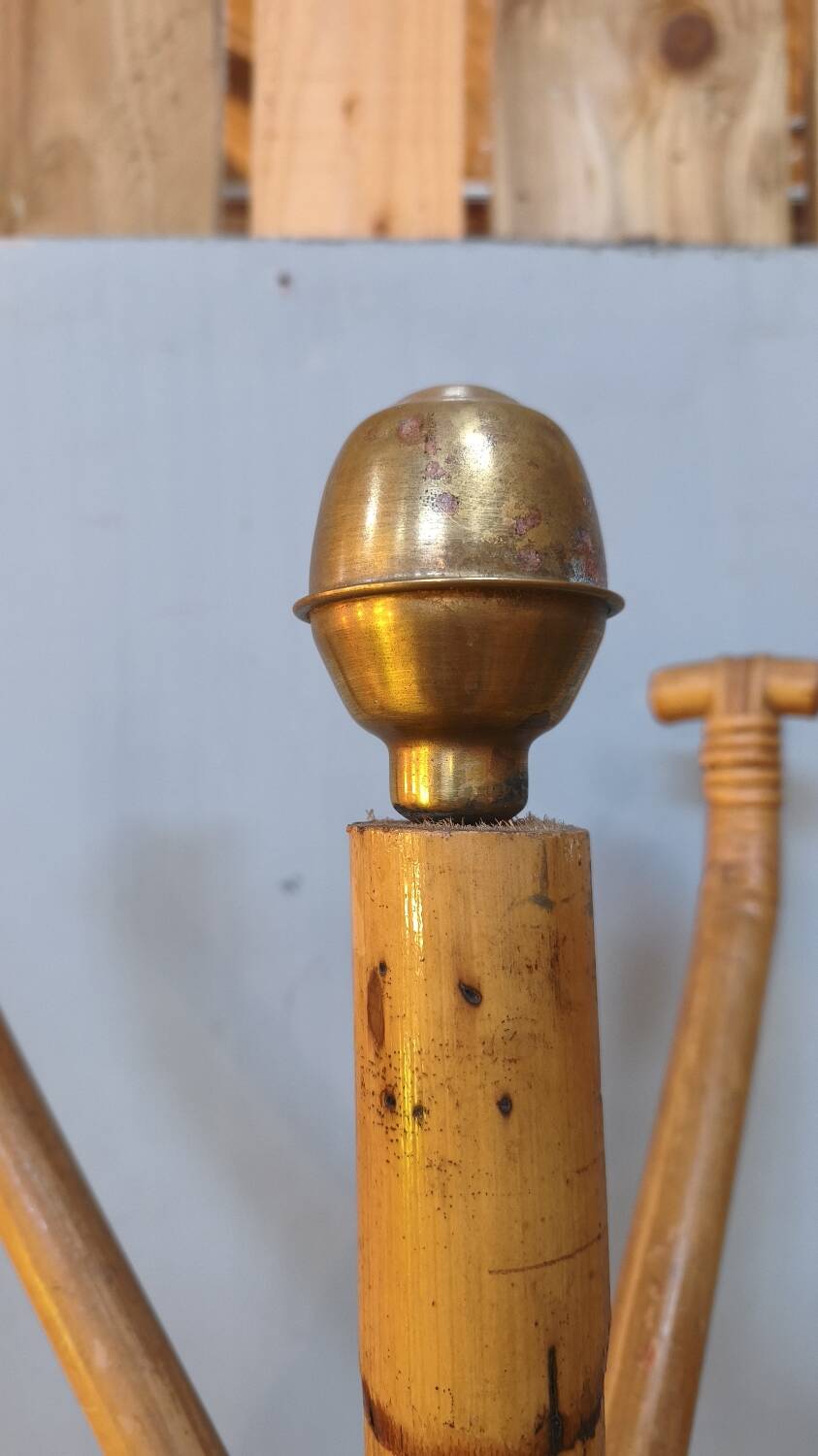 Vintage "parrot" coat rack in bamboo and rattan
