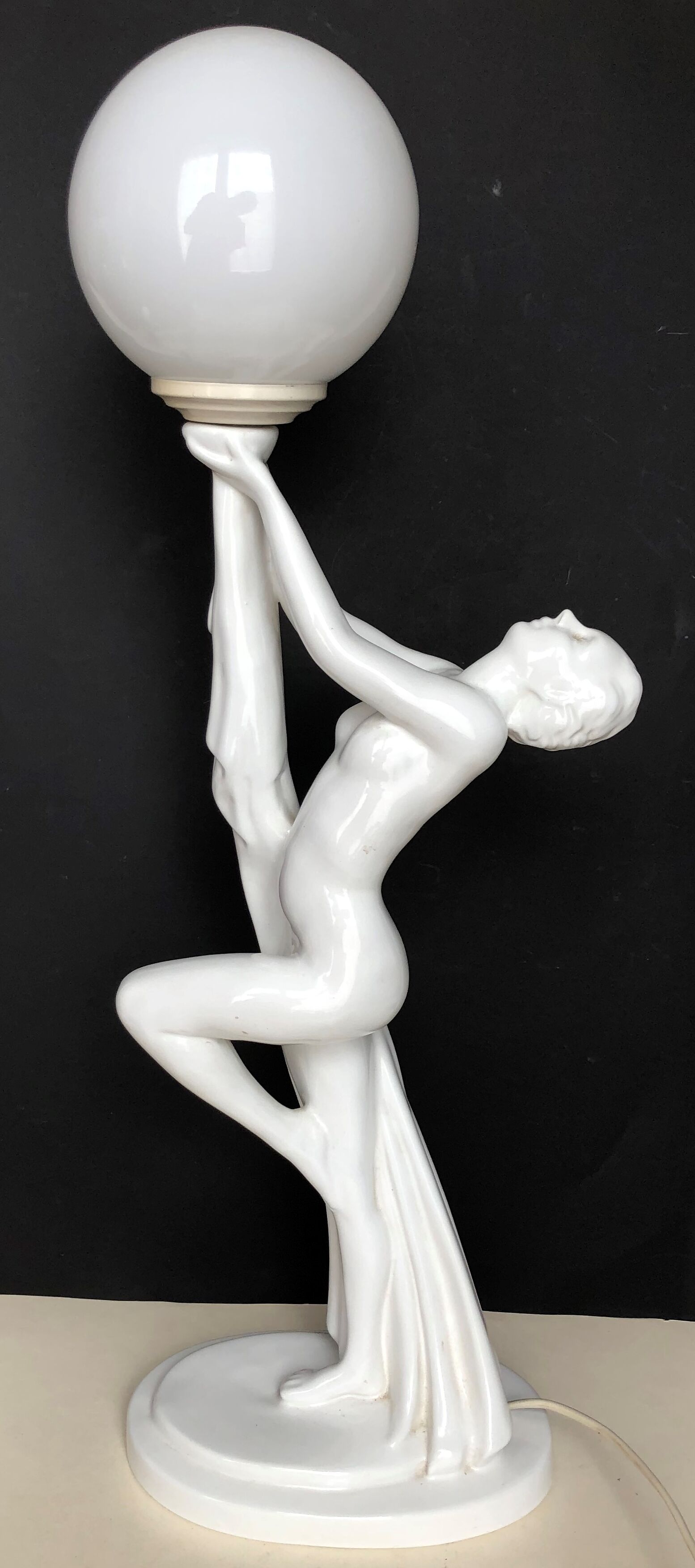 Art deco earthenware lamp