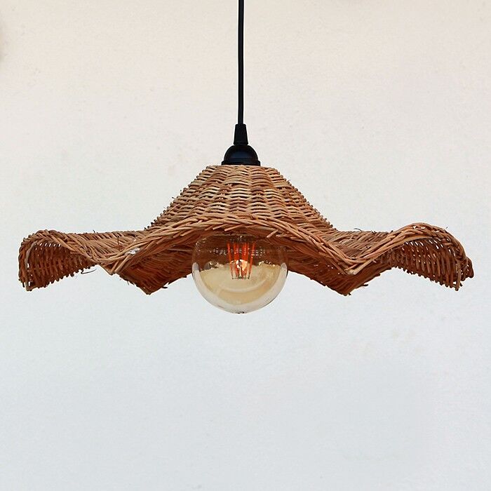 Rattan hanging lamp