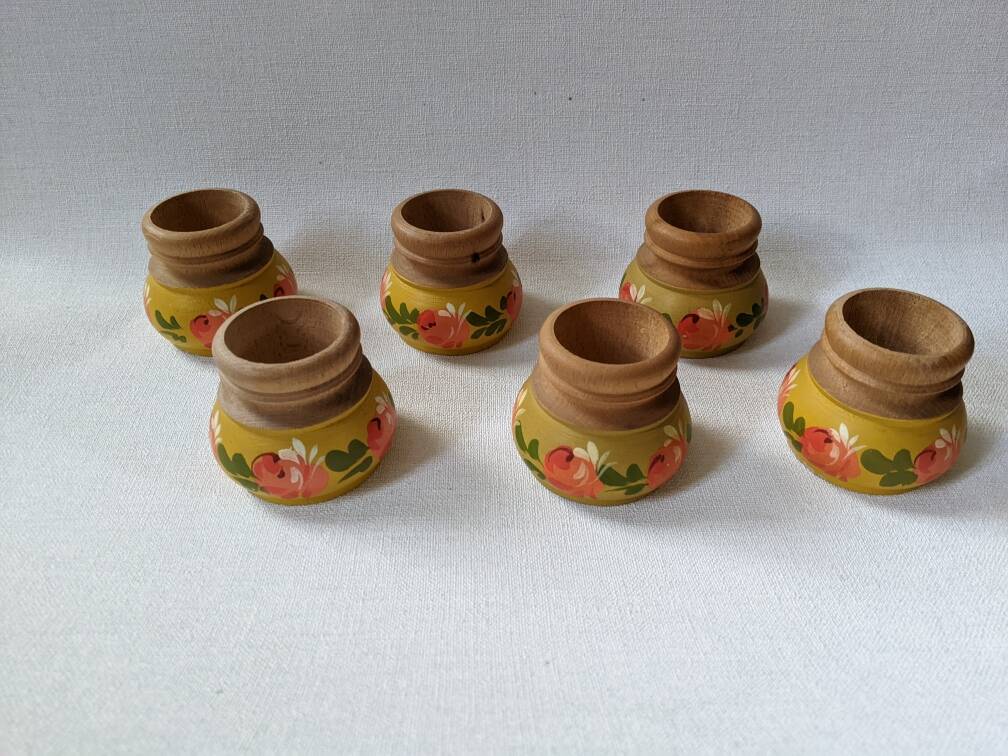 Egg cups in wood with hand-painted floral decoration, handcrafted