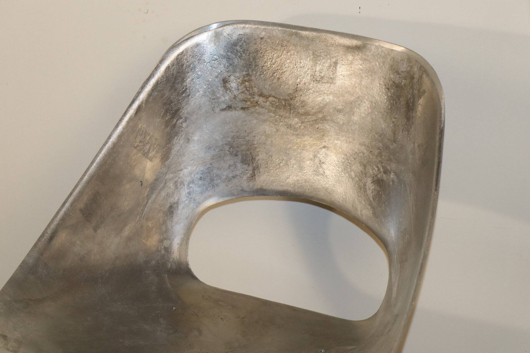 Aluminium chair, "Tulip" model, by Pierre Guariche, Steiner edition, 1960
