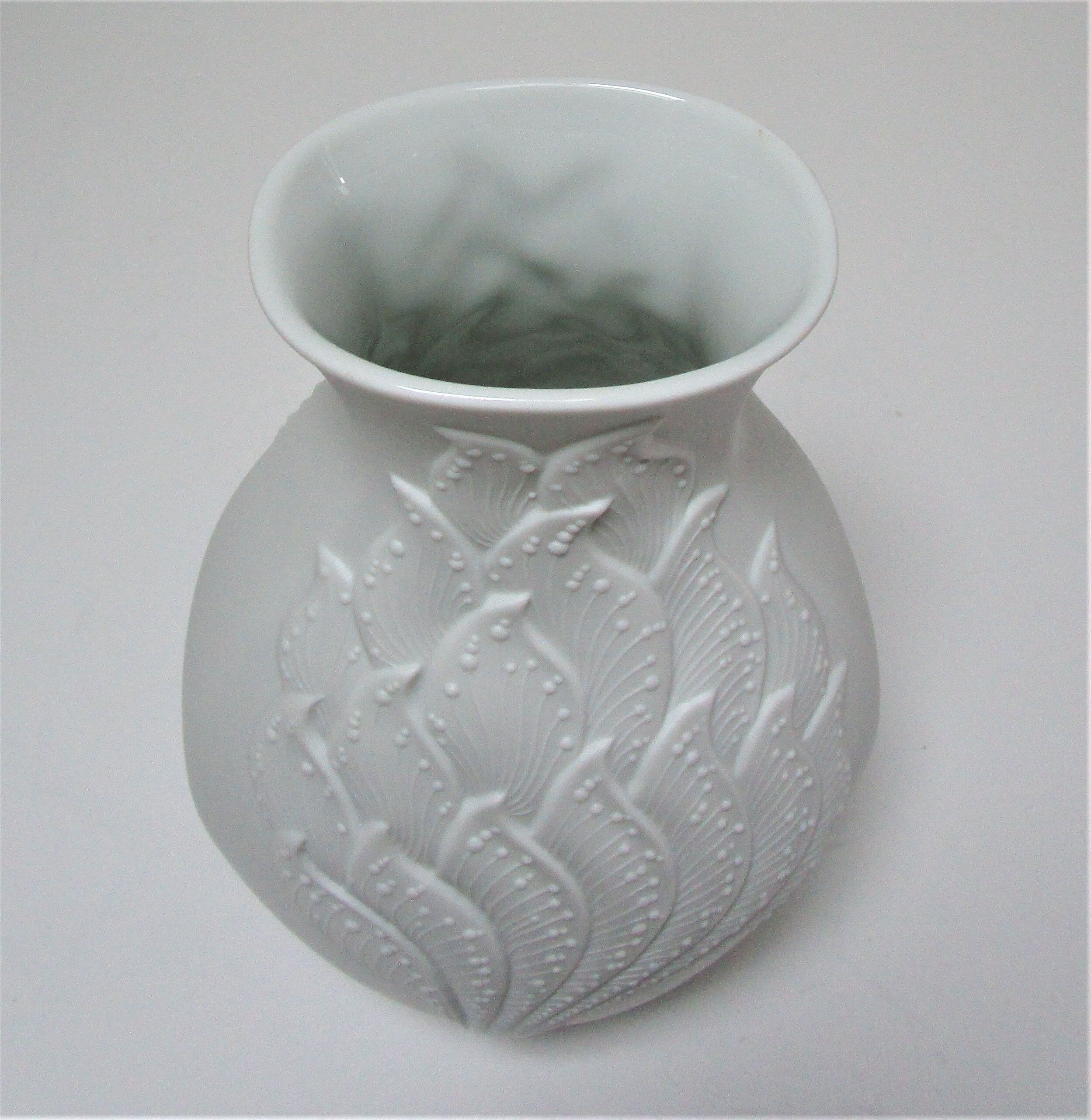 Porcelain vase biscuit Manfred Frey for AK Kaiser vegetable decoration