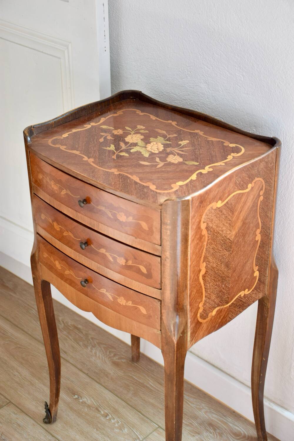 Louis XV bedside table in marquetry