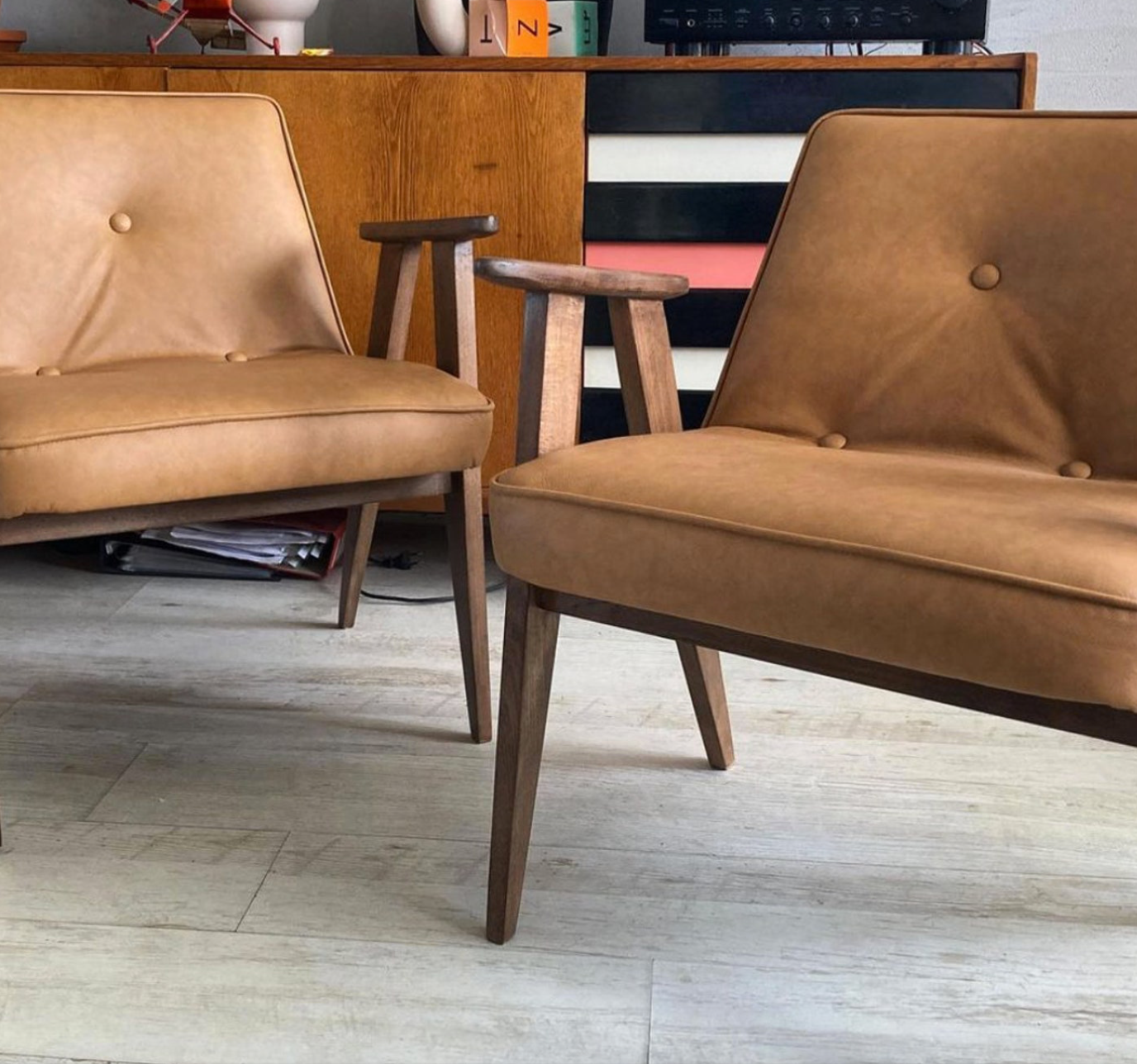 Fauteuil 366 des années 1960