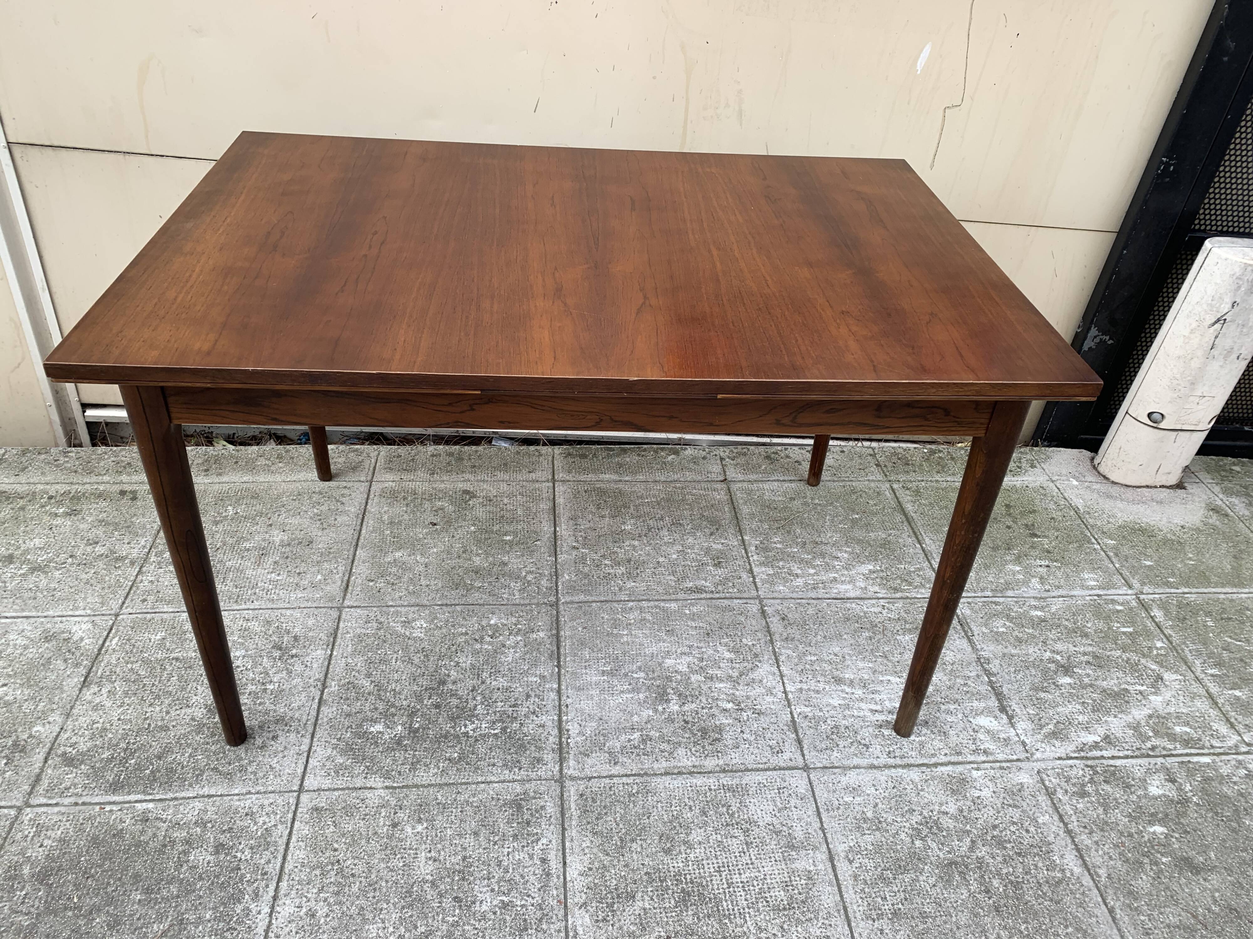 Scandinavian table with teak extensions house Lübke 1960