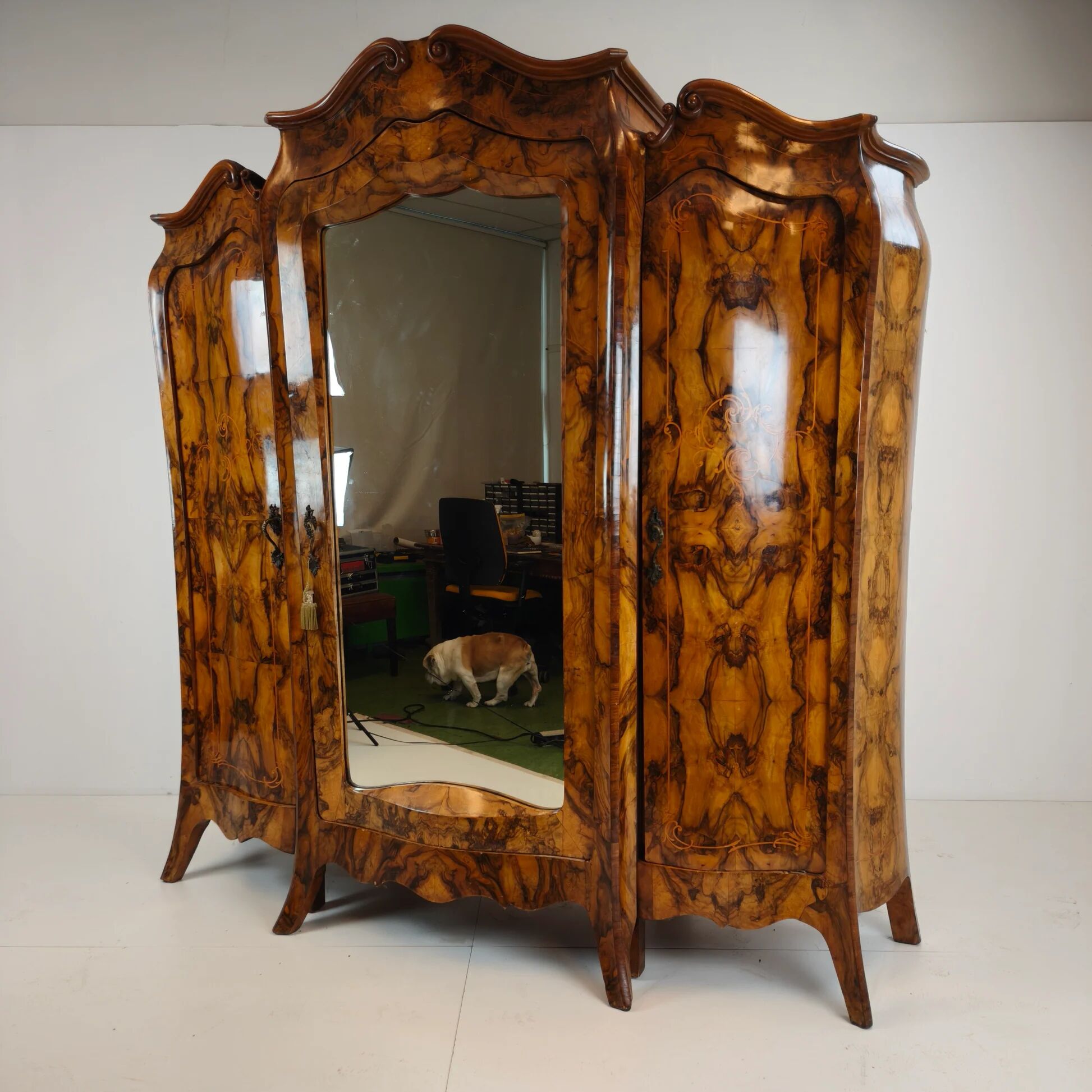 Large antique Italian armoire / wardrobe – burl walnut, bombé shape
