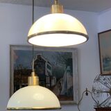 Two opaline suspensions