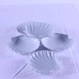 Set of 5 scallop-shaped ramekins