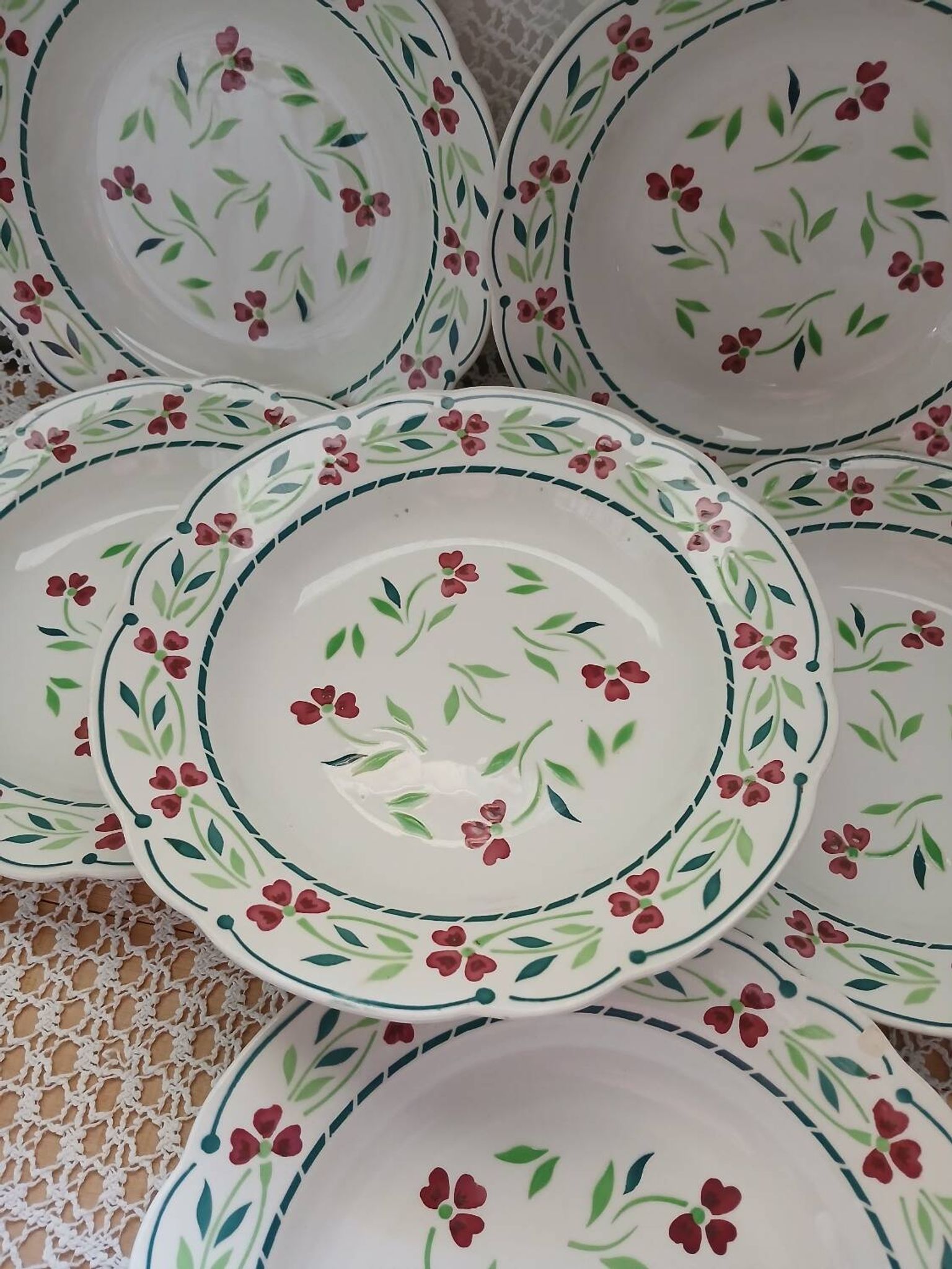 6 Digoin and Sarreguemines soup plates