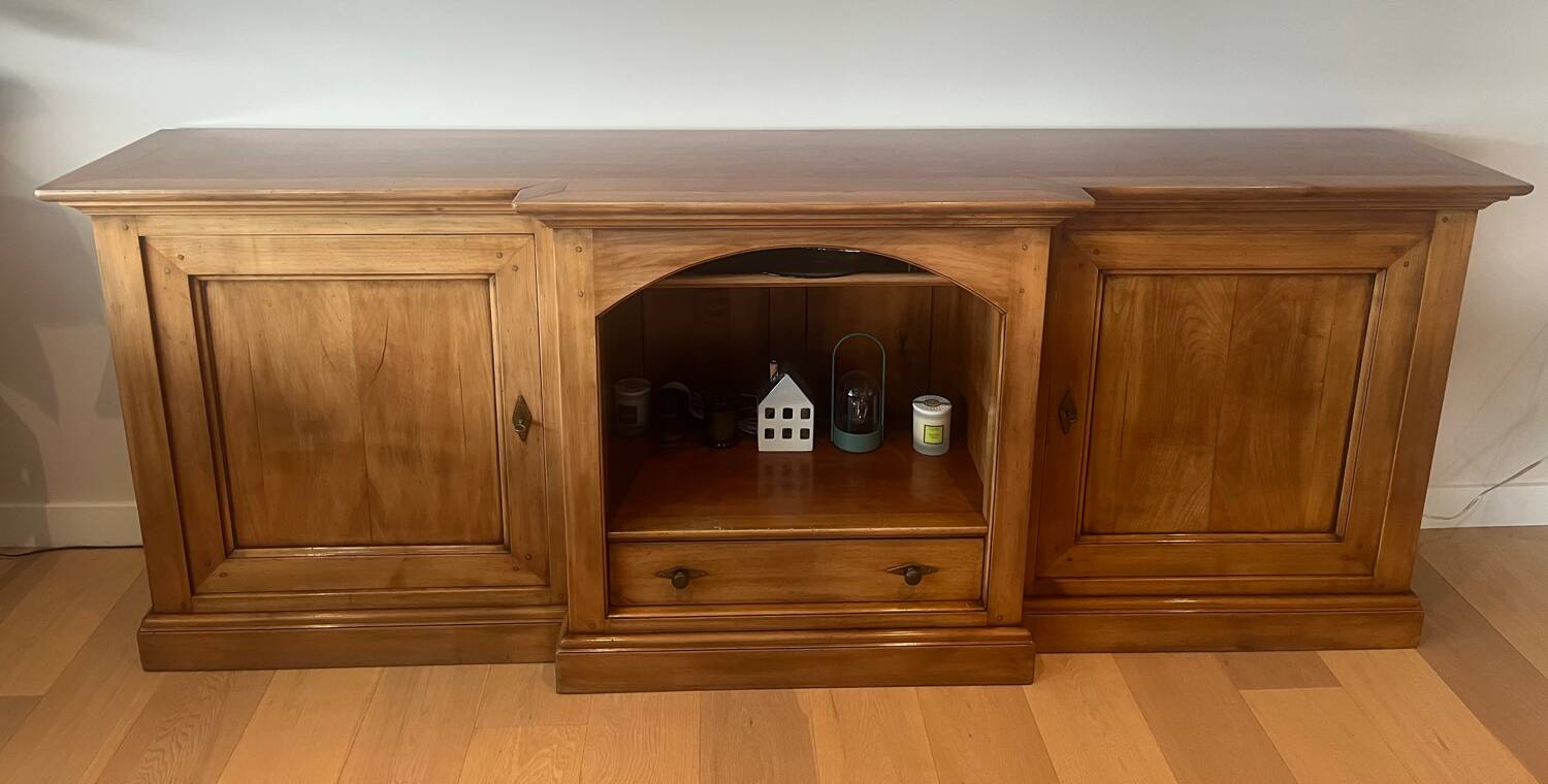 Enfilade very much, cherry wood jointed.