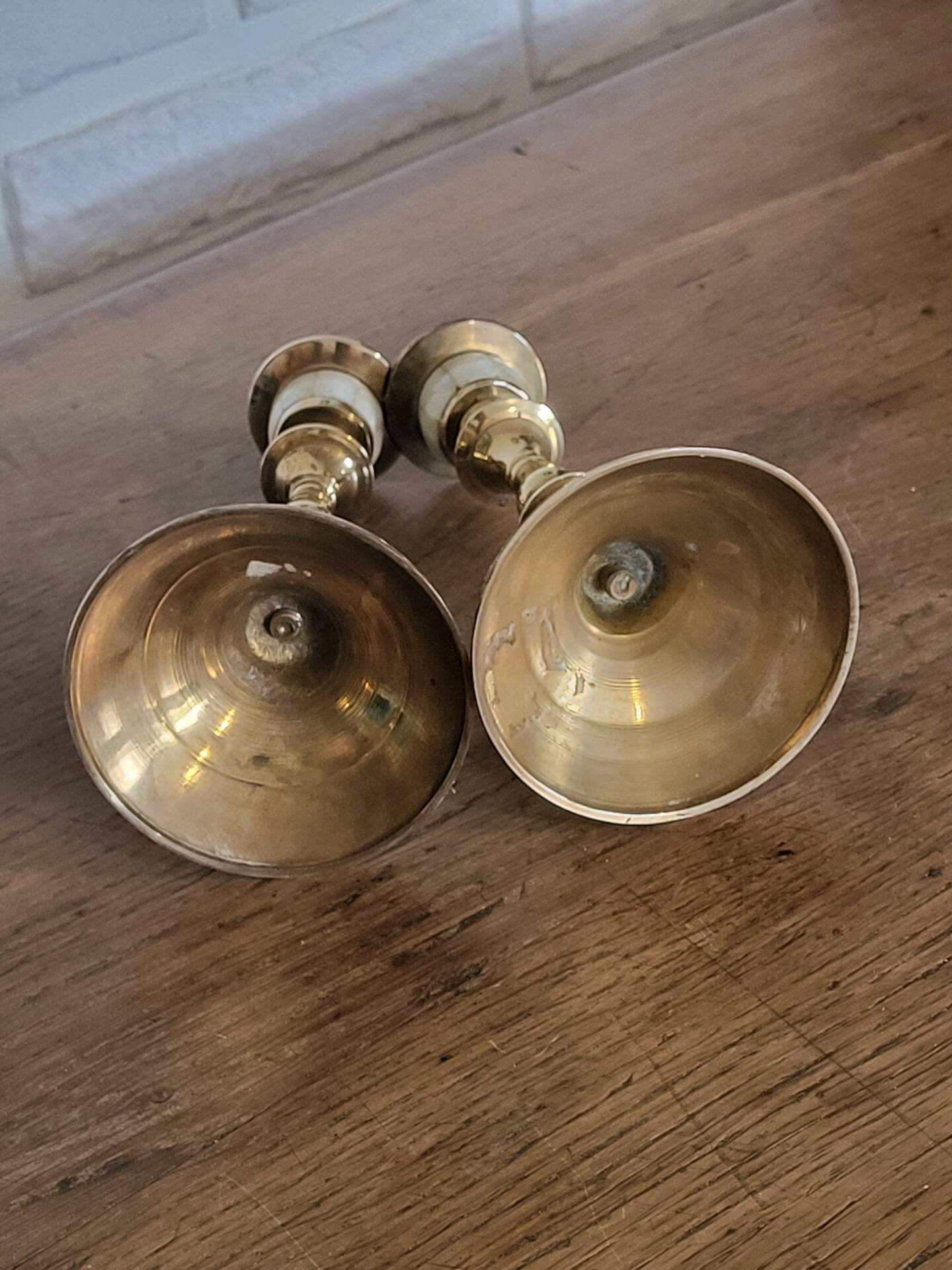 Mother-of-pearl candle holders