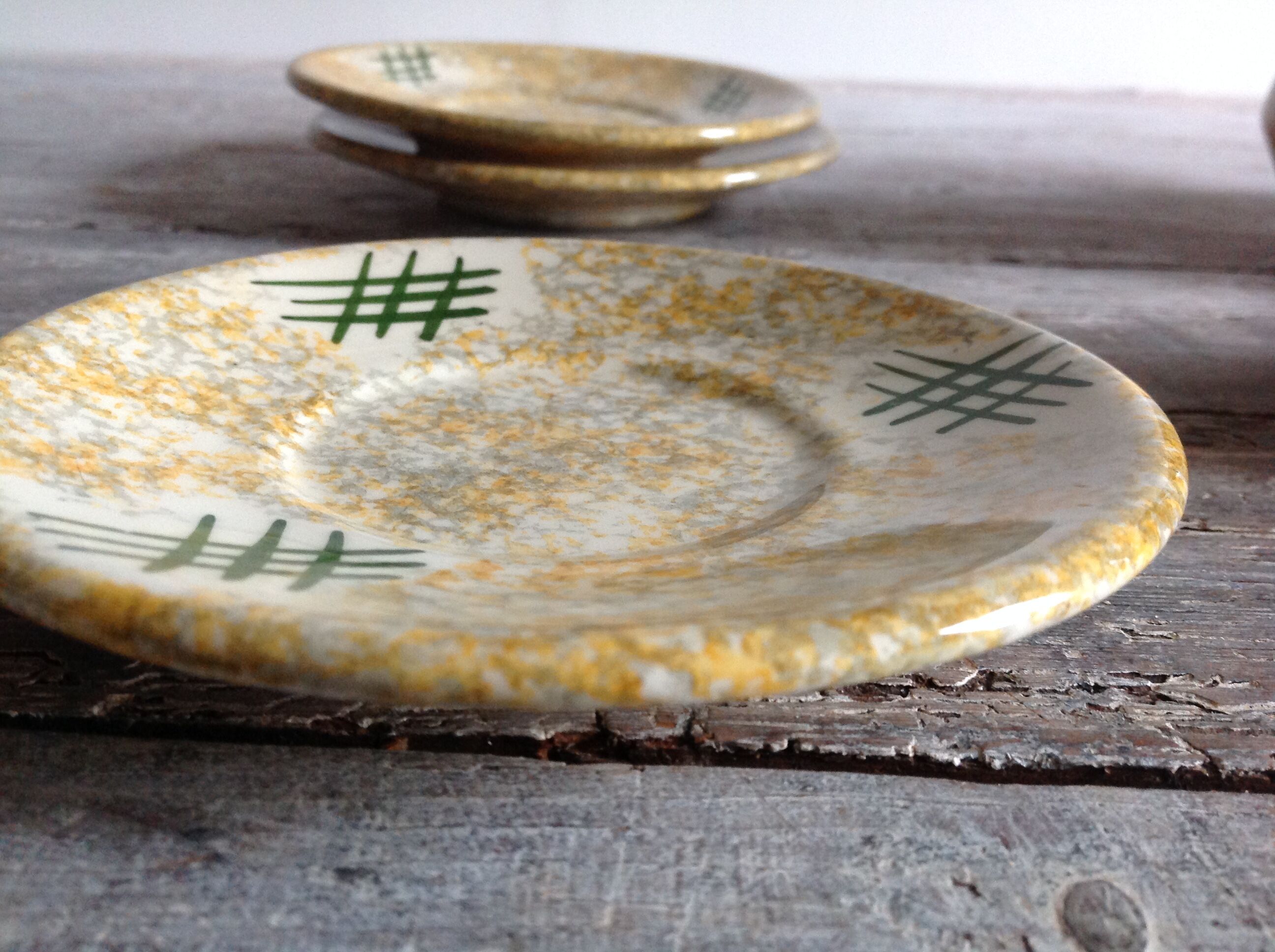 Set of 4 coffee cups