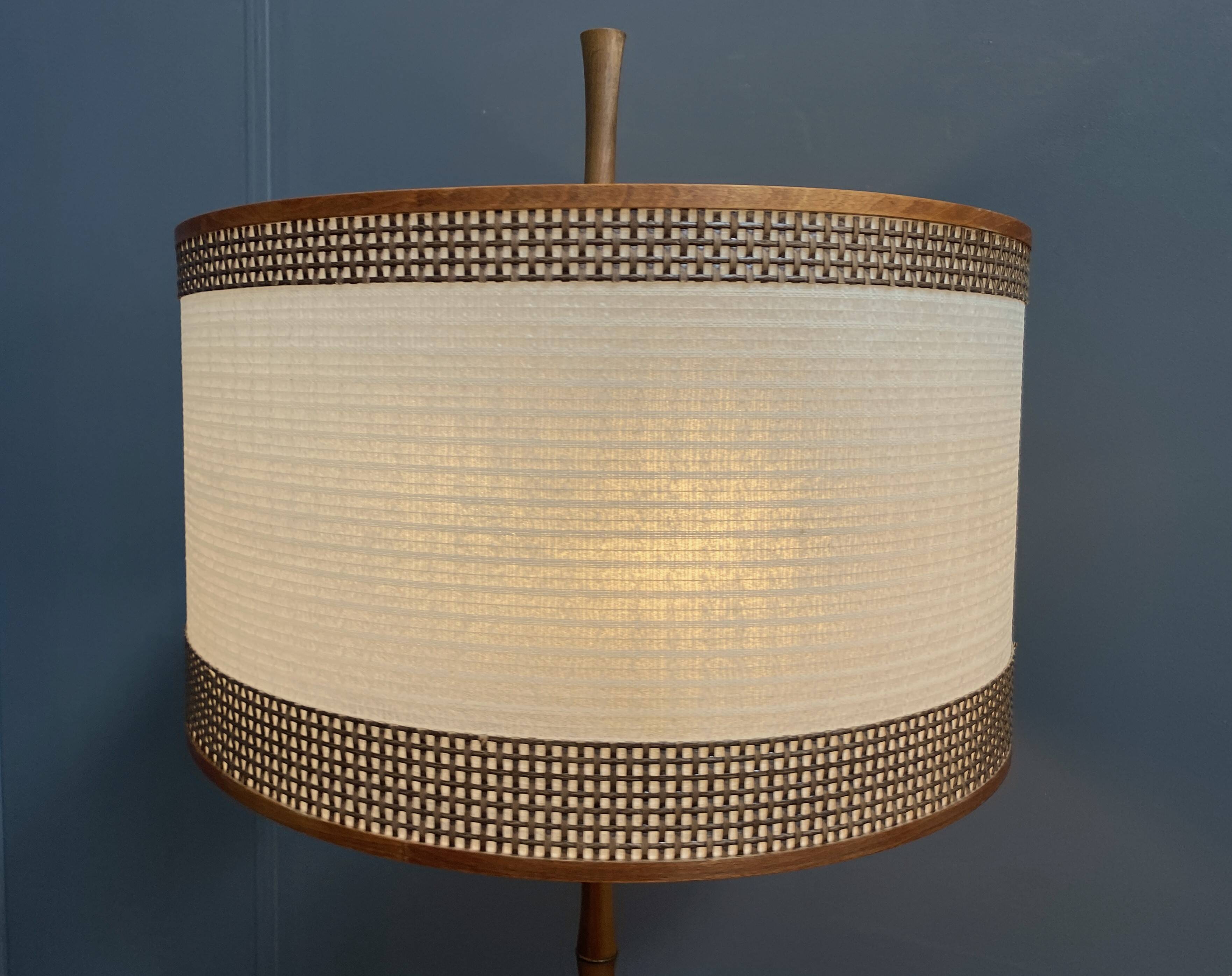 Bamboo-look floor lamp with large white shade