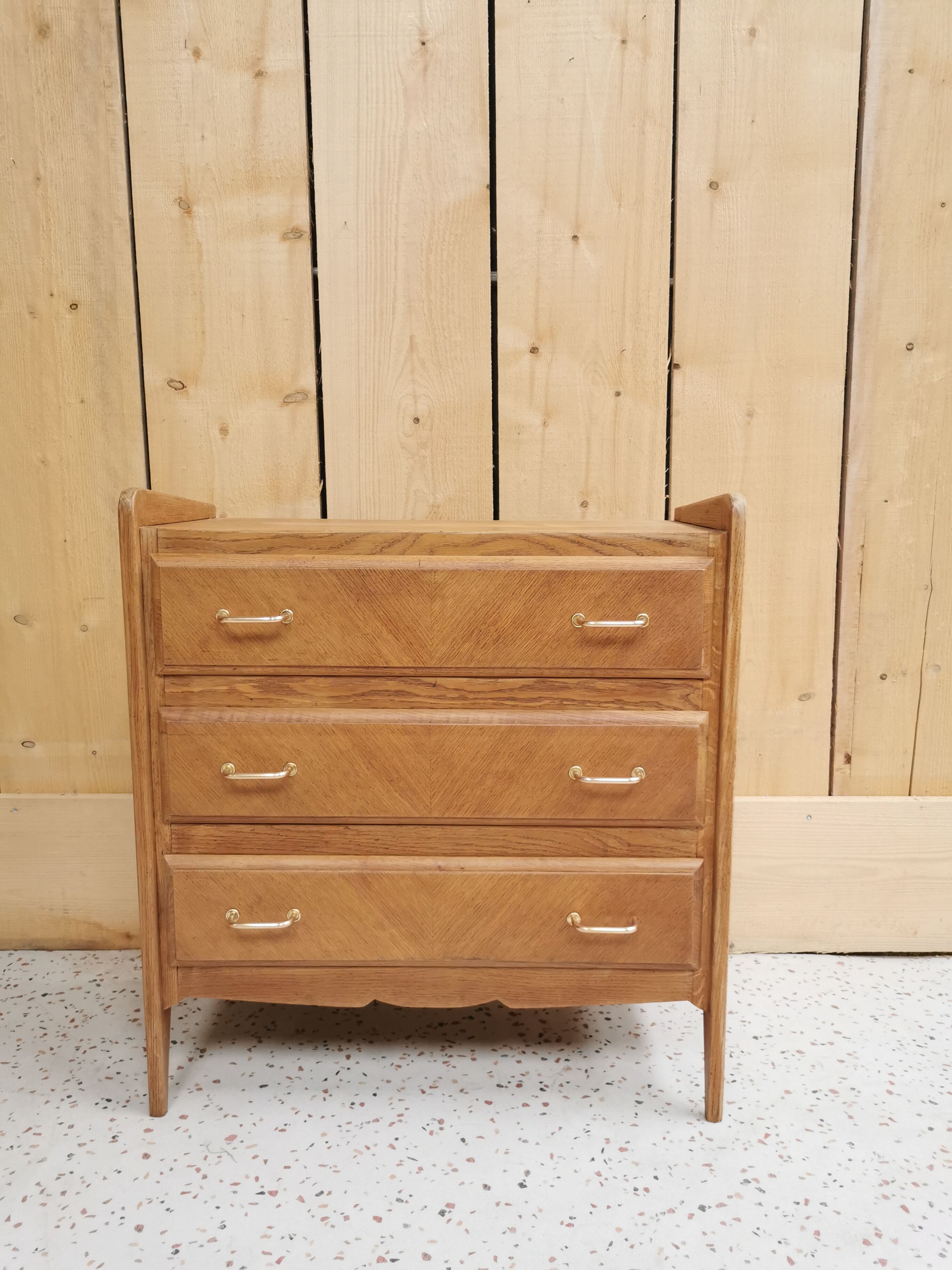 Small chest of drawers