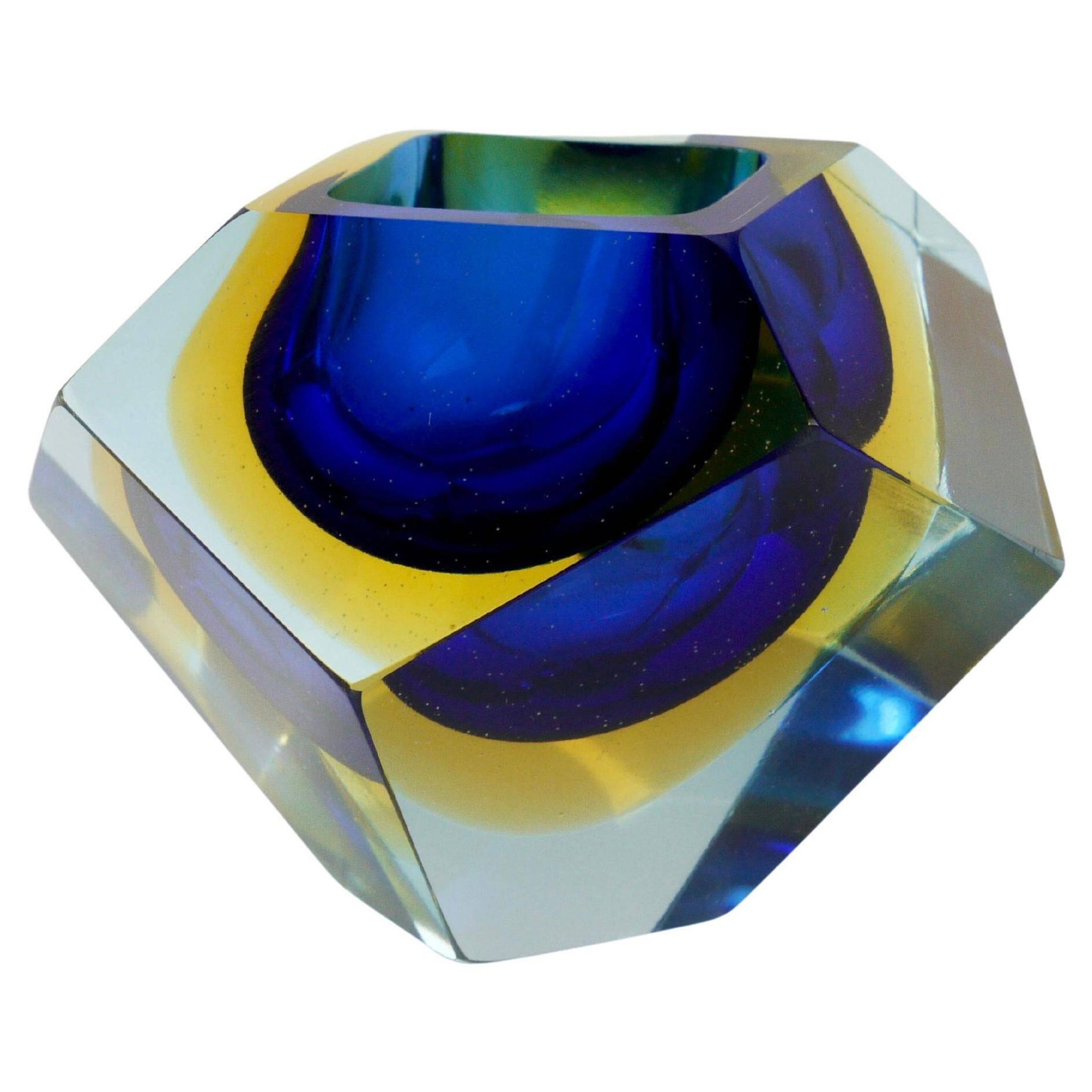 Faceted diamond caviar bowl Mandruzzato Sommerso, Murano glass, Italy, 1960s