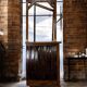 Bar haute vintage en bois / comptoir / meuble bar avec cloche
