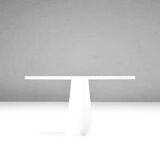 Eros round dining table in white Carrara marble, Italy, 70s in