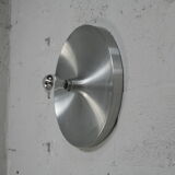 “Space age” wall lamp in aluminum. Circa 1970