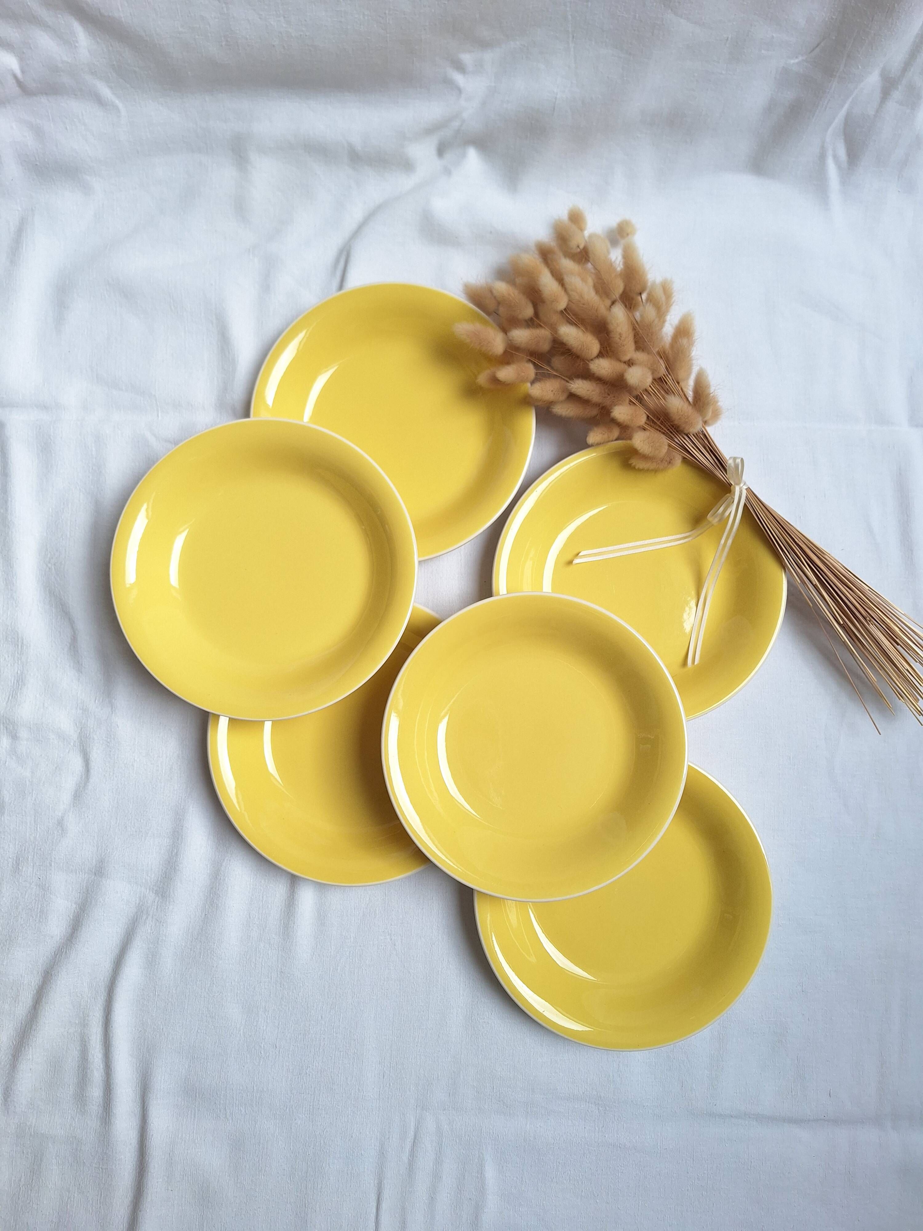 Deep plates or salad plates Villeroy & Boch yellow