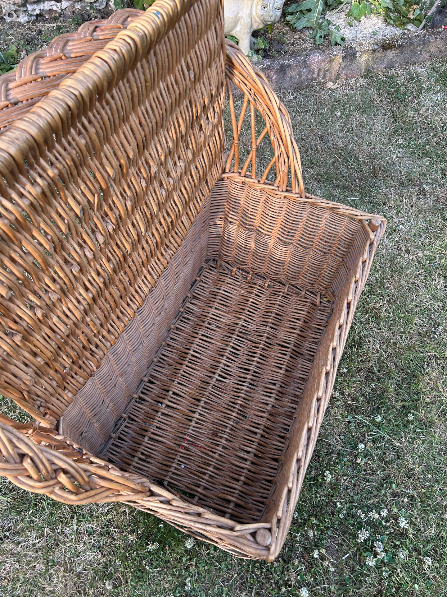 Vintage 1960 wicker storage bench