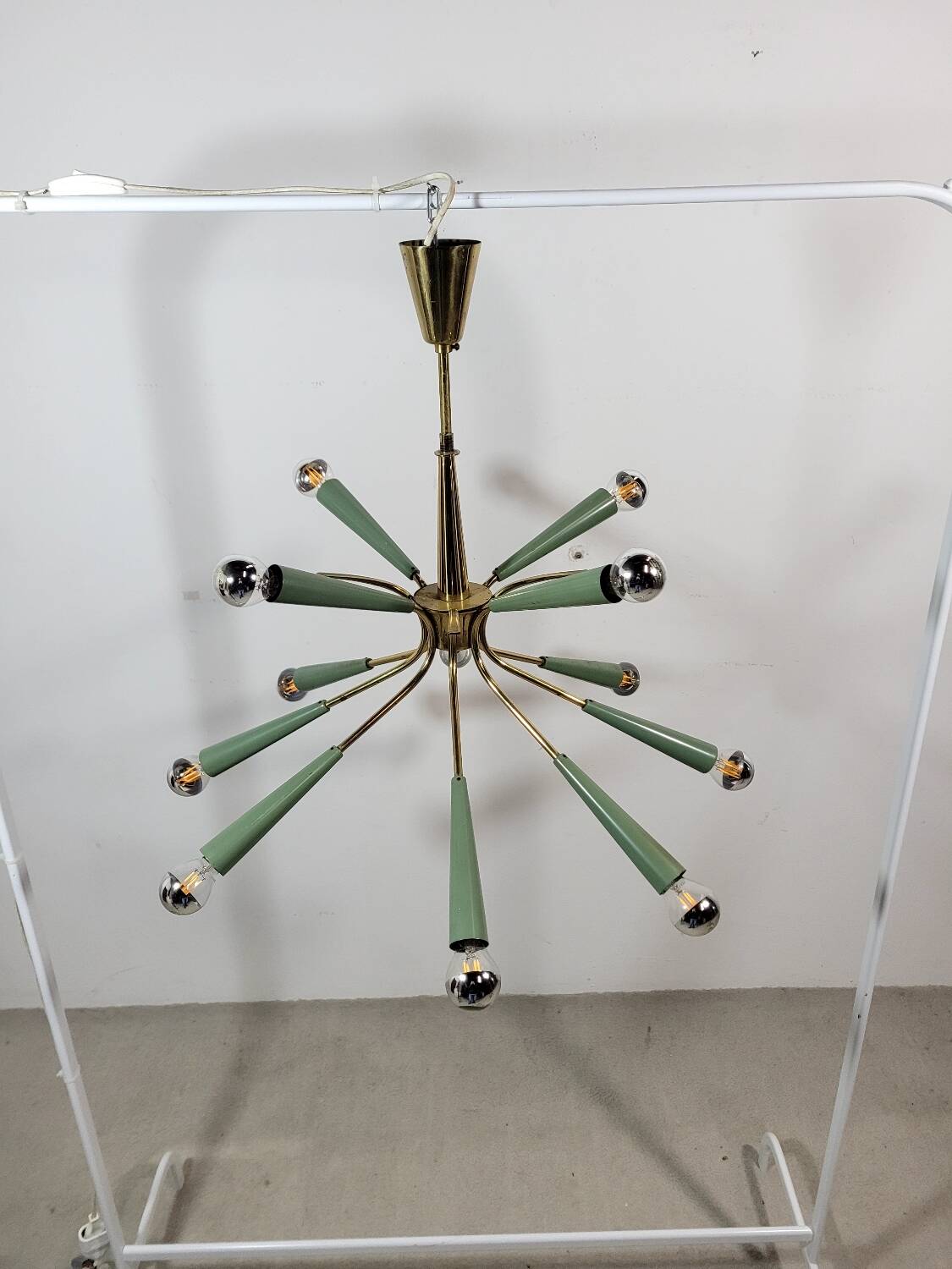 Vintage Sputnik chandelier or suspension in Stilnovo brass