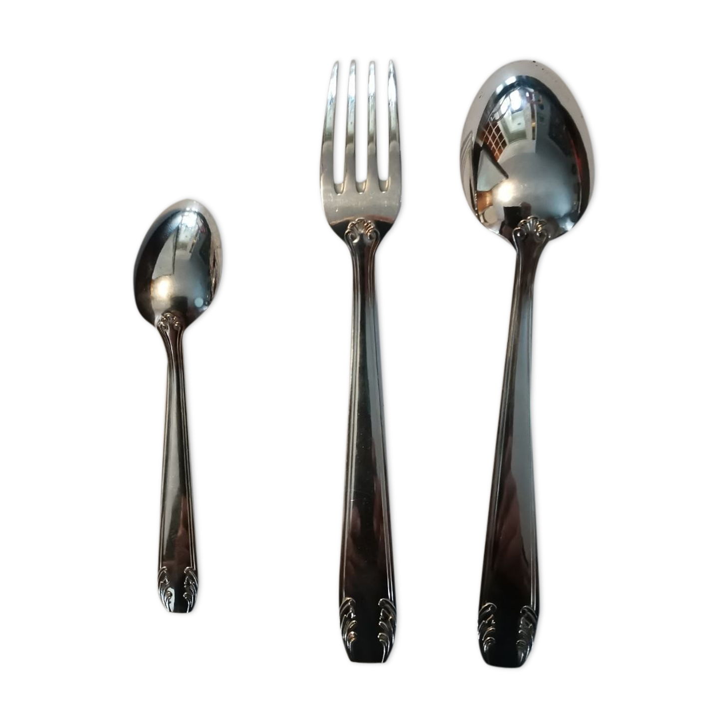 Housewife 37 pieces of silver metal silverware Saint Medard