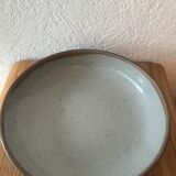 Hollow dish in enamelled sandstone