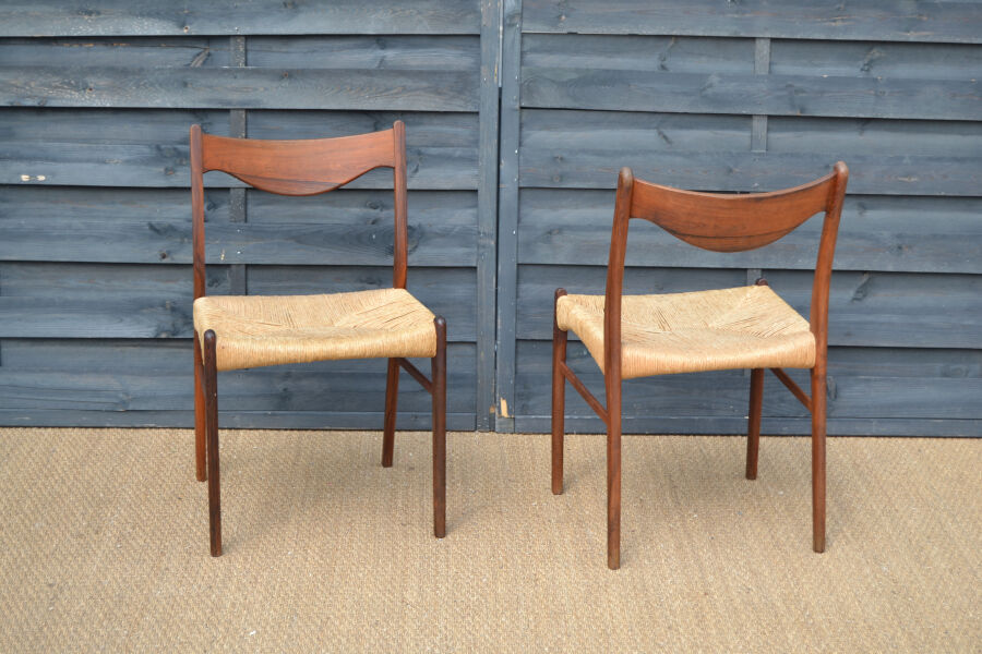 Pair of chairs by Arne Wahl Iversen