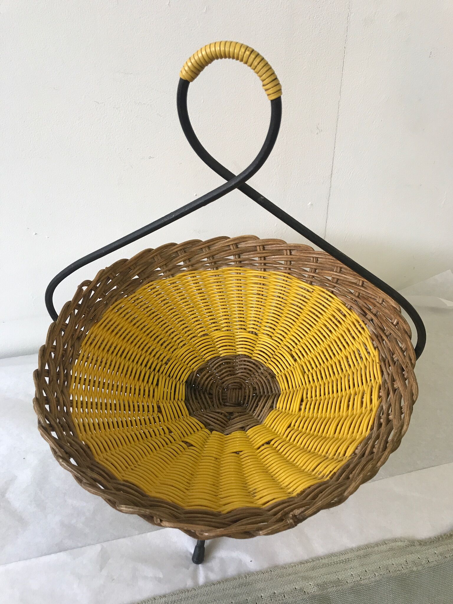 Scoubidou vintage fruit basket