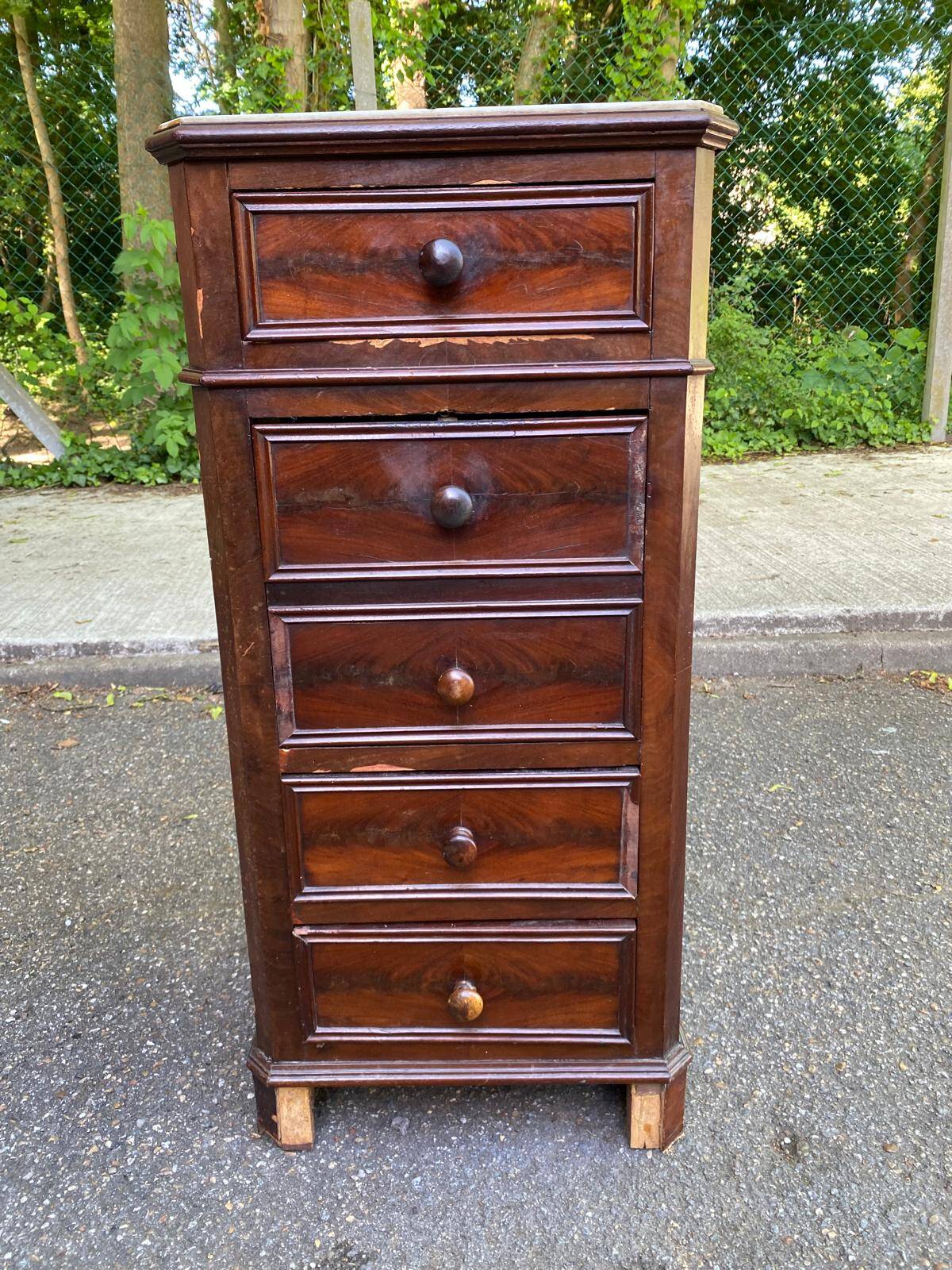 Vintage walnut and marble chest of drawers from 1920.