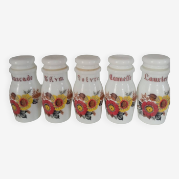 Arcopal spice jars