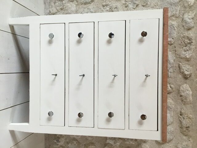 Parisian chest of drawers