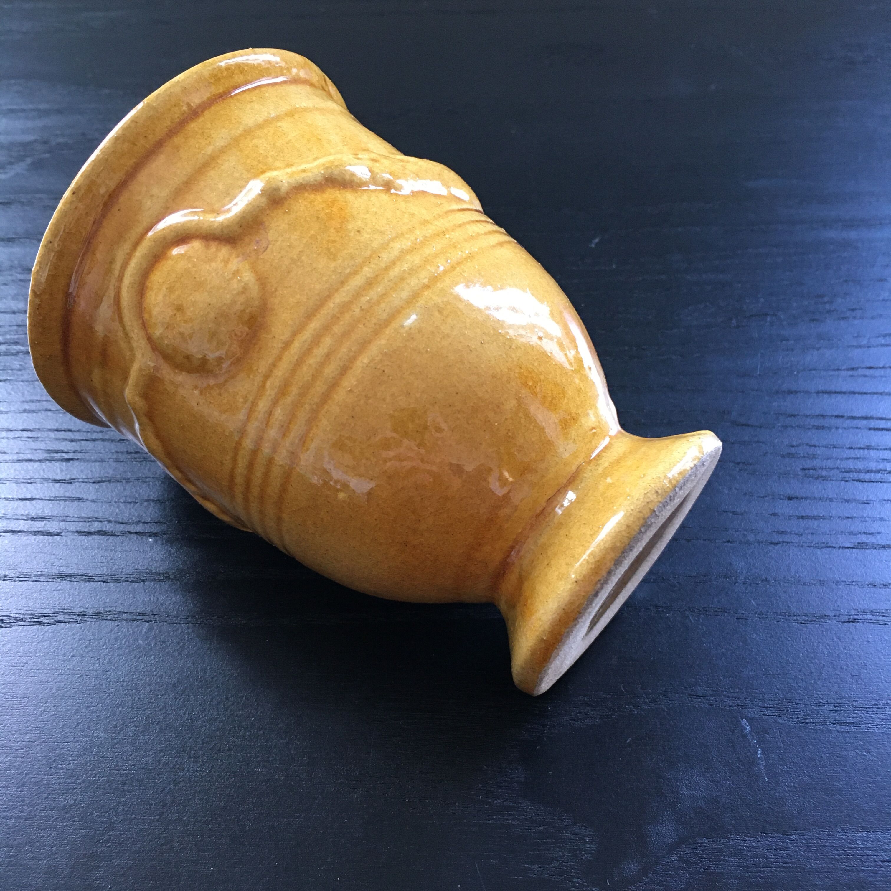 Vase pot of Anduze honey