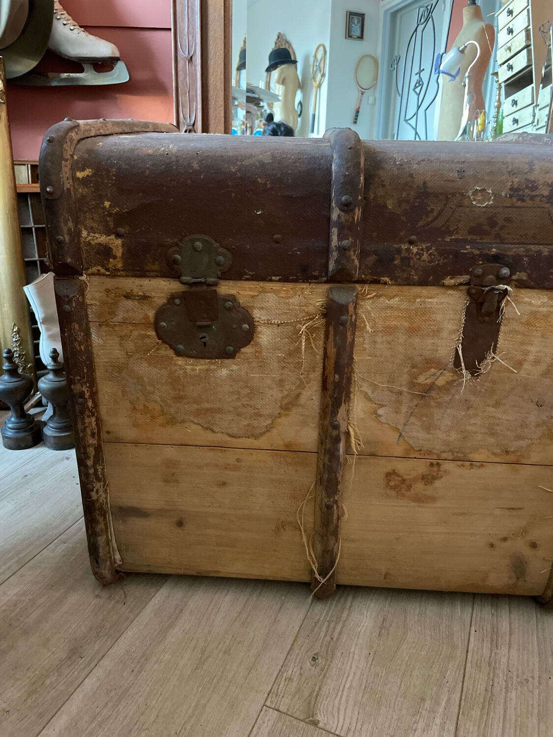 Wooden trunk