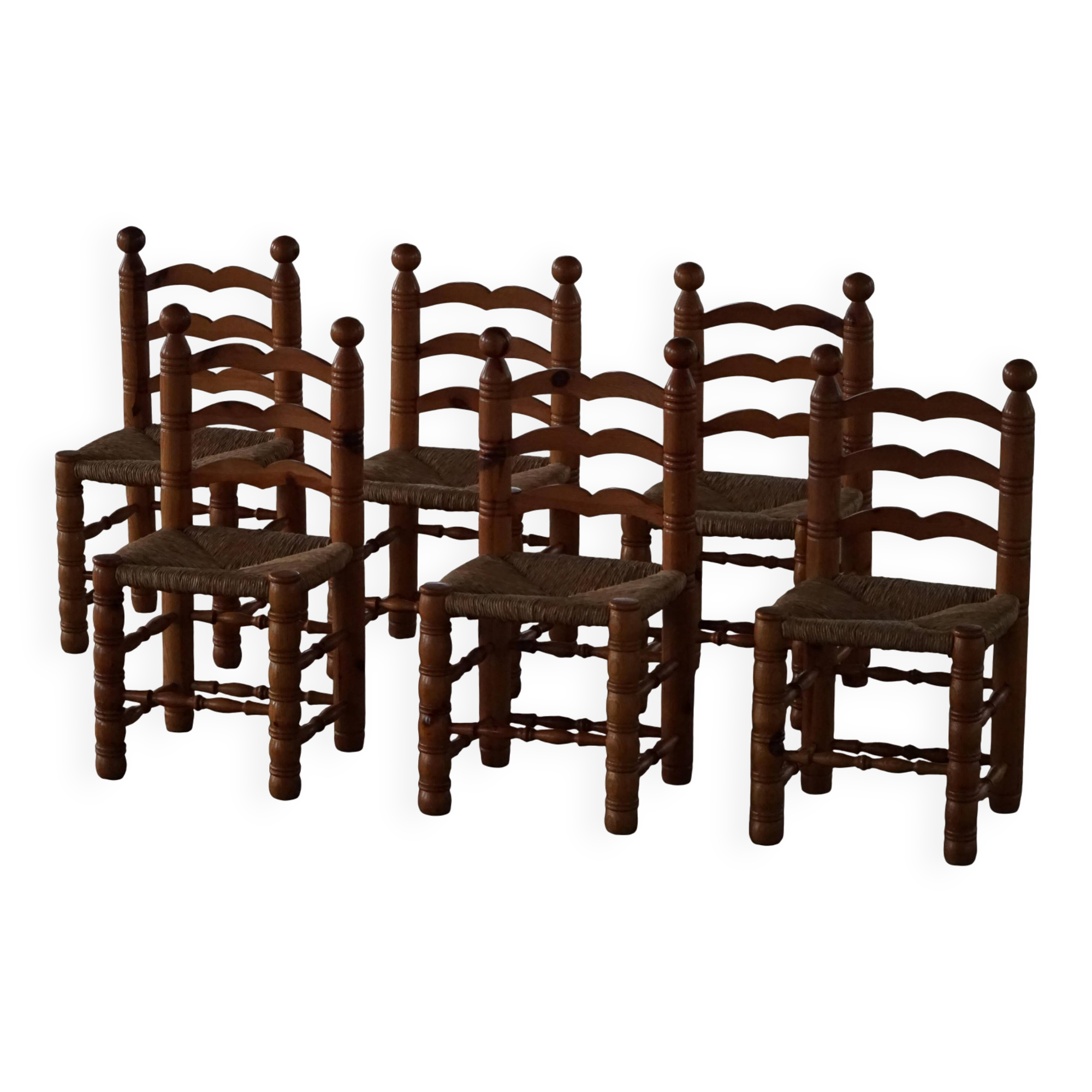 Set of 6 modern French brutalist chairs, in the style of Charles Dudouyt, made in the 1960s.