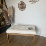 Oak bench, white fabric