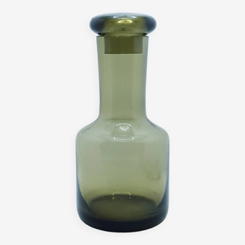 Carafe à eau en verre fumé