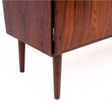 Commode en palissandre, conçue par Gunni Omann, Danemark, années 1960. D'après r