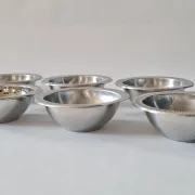 Set of 6 small vintage stainless steel bowls Set of 6 small bowls