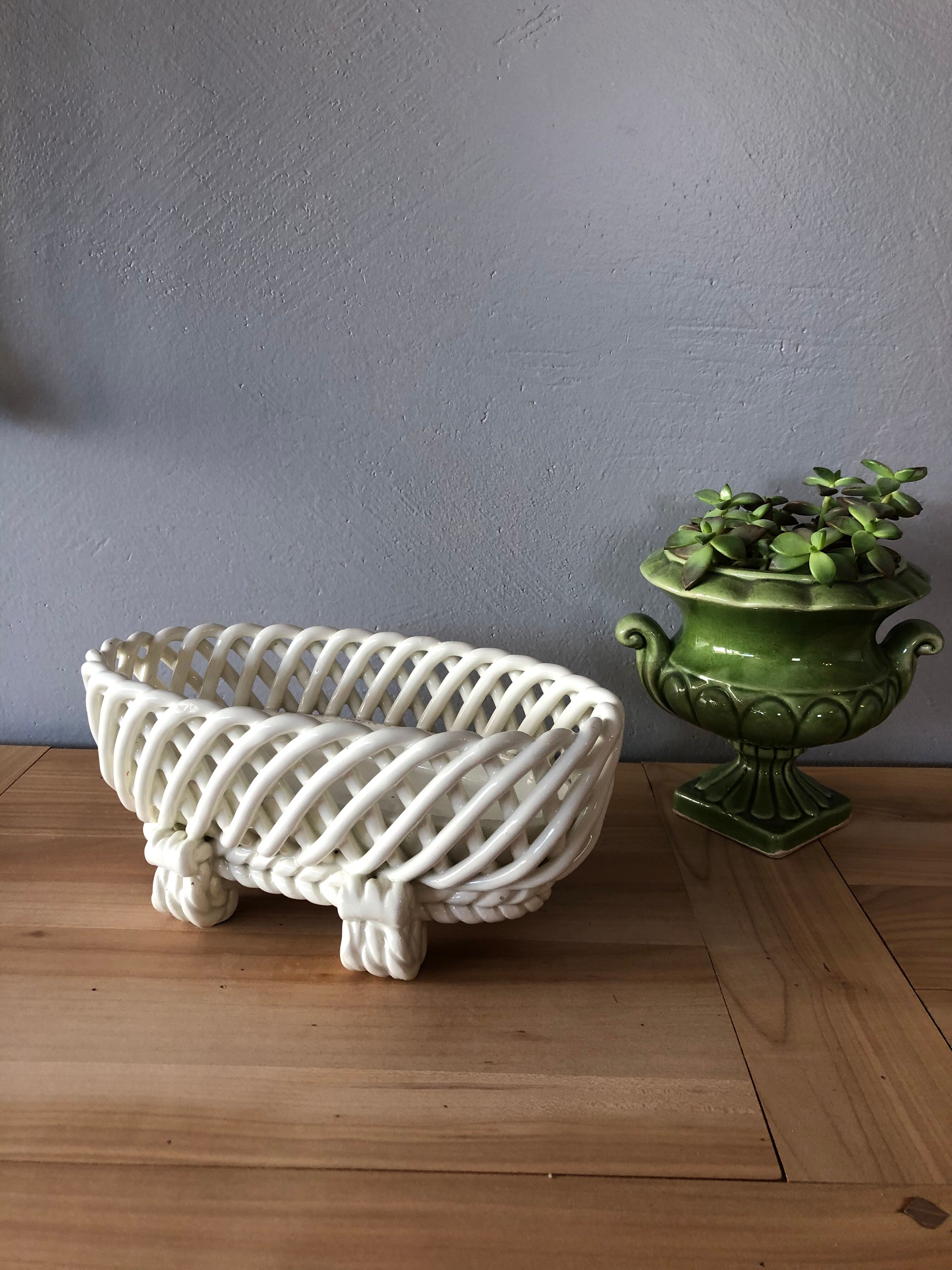 Ceramic planter