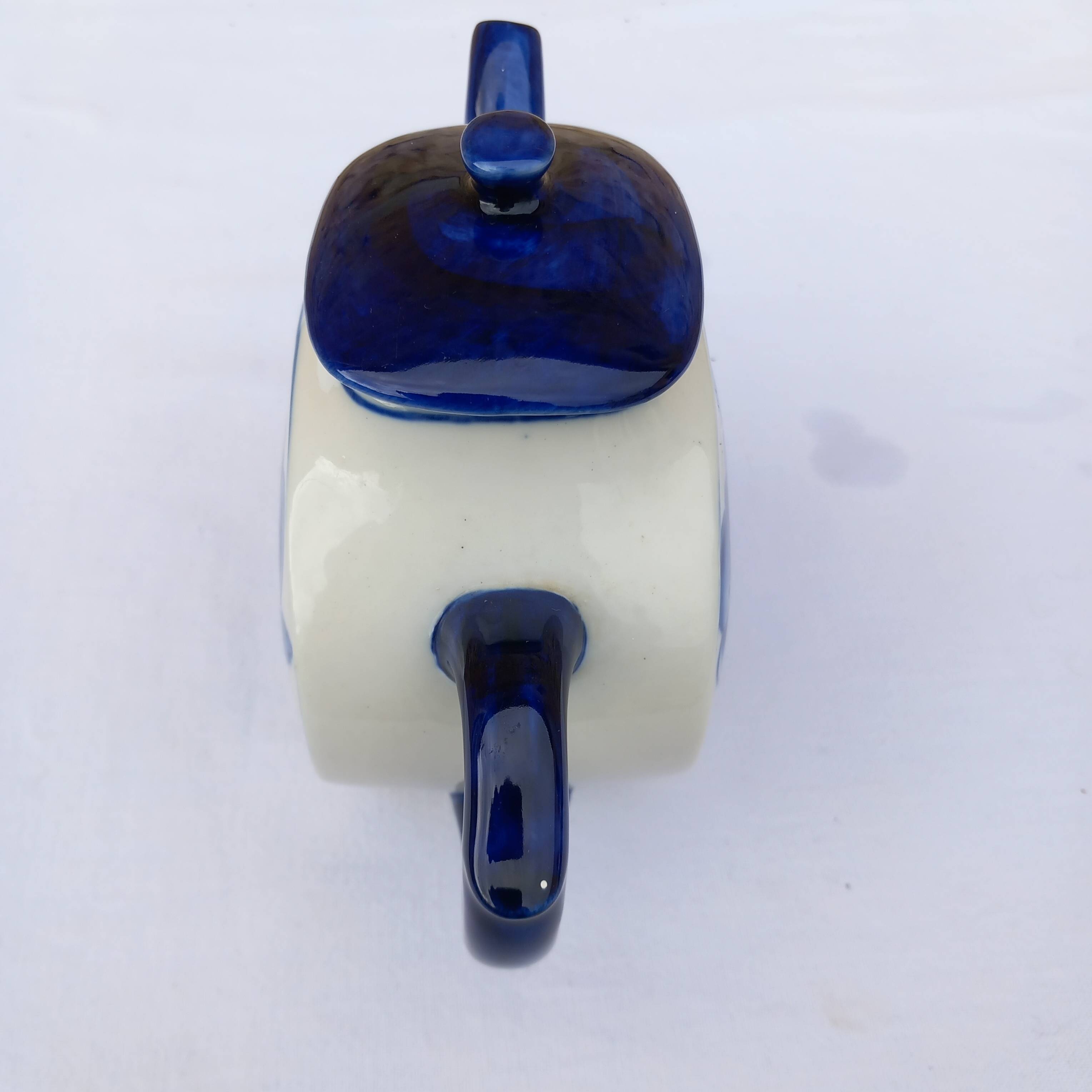 Vintage Russian porcelain teapot Gzhel