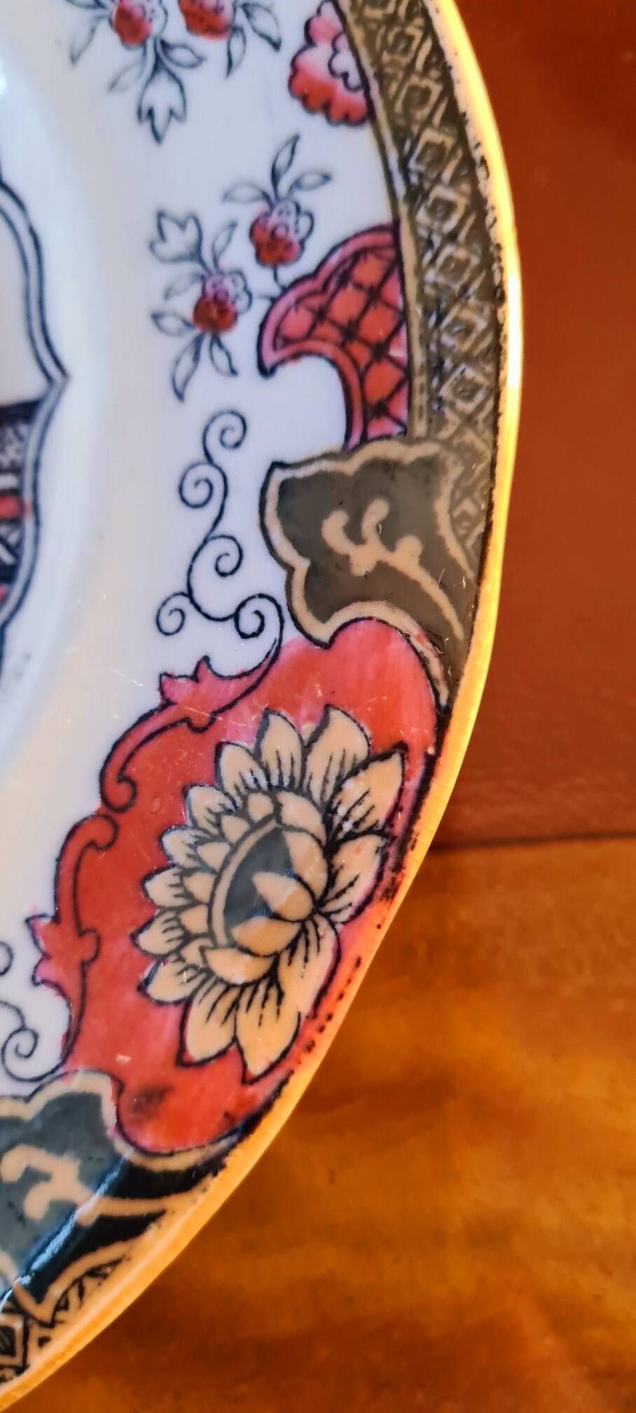 12 Assiettes modèle " Canton" B et F