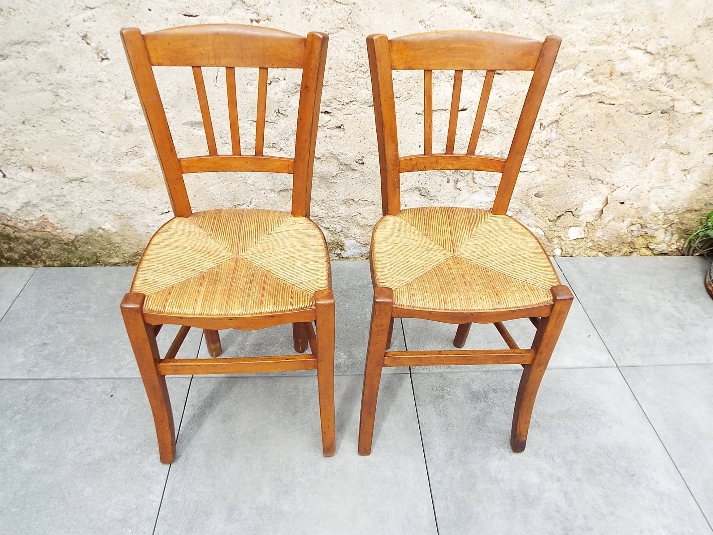 Set of 2 straw chairs