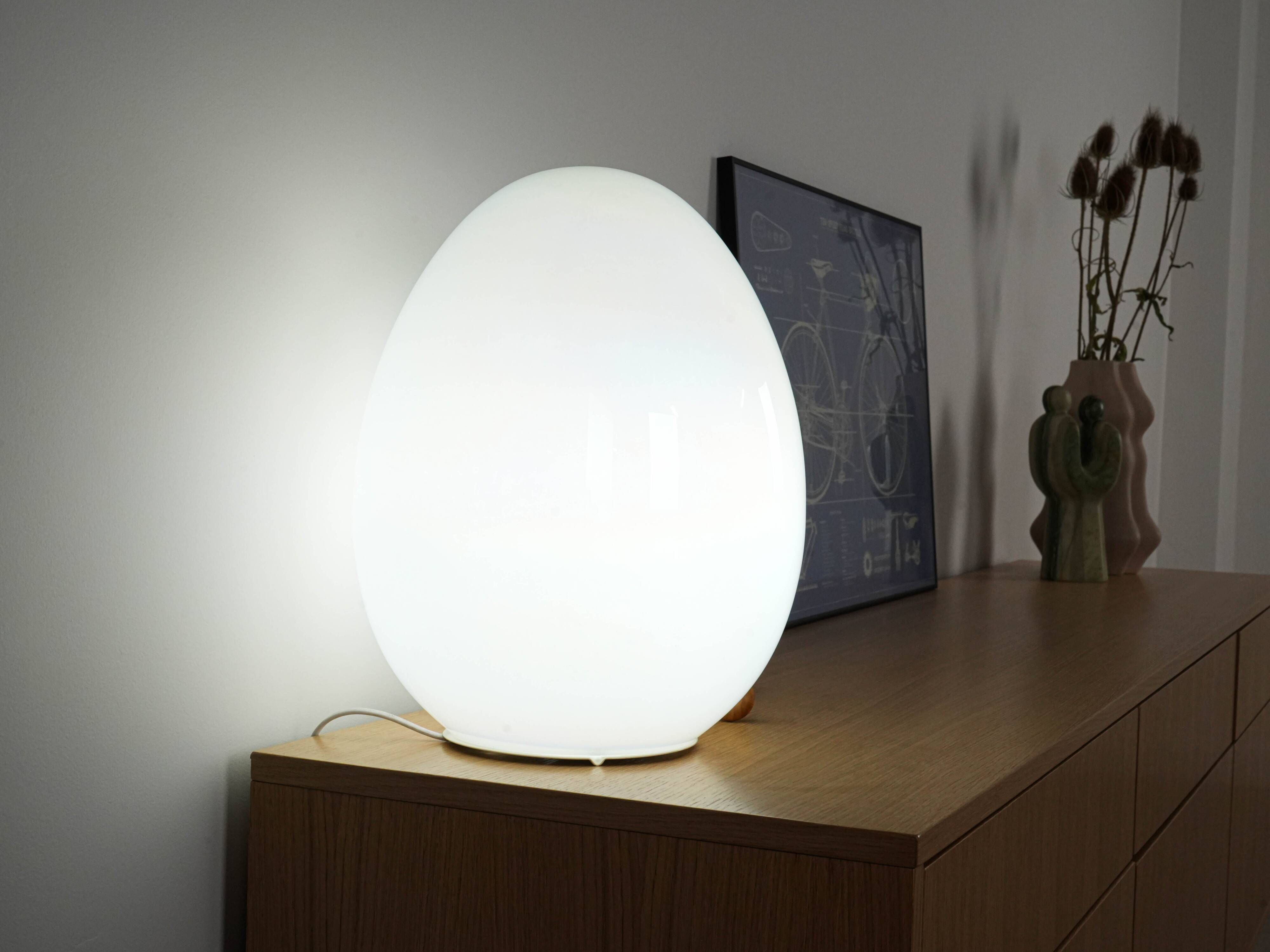 Egg table lamp, Italian design, 1970s, manufactured in Italy