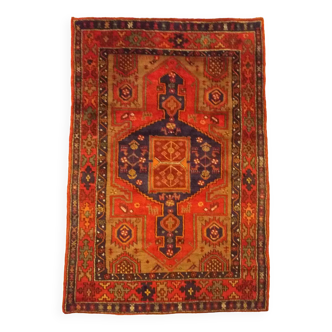 Handmade Persian Tuyserkan rug 200x136cm