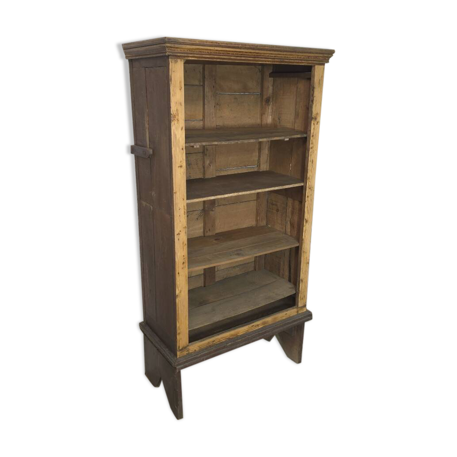 Antique freestanding shelf