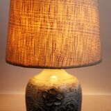 Huguette Bessone laying lamp