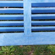 Petit volet  L75xH101cm bleu à persiennes