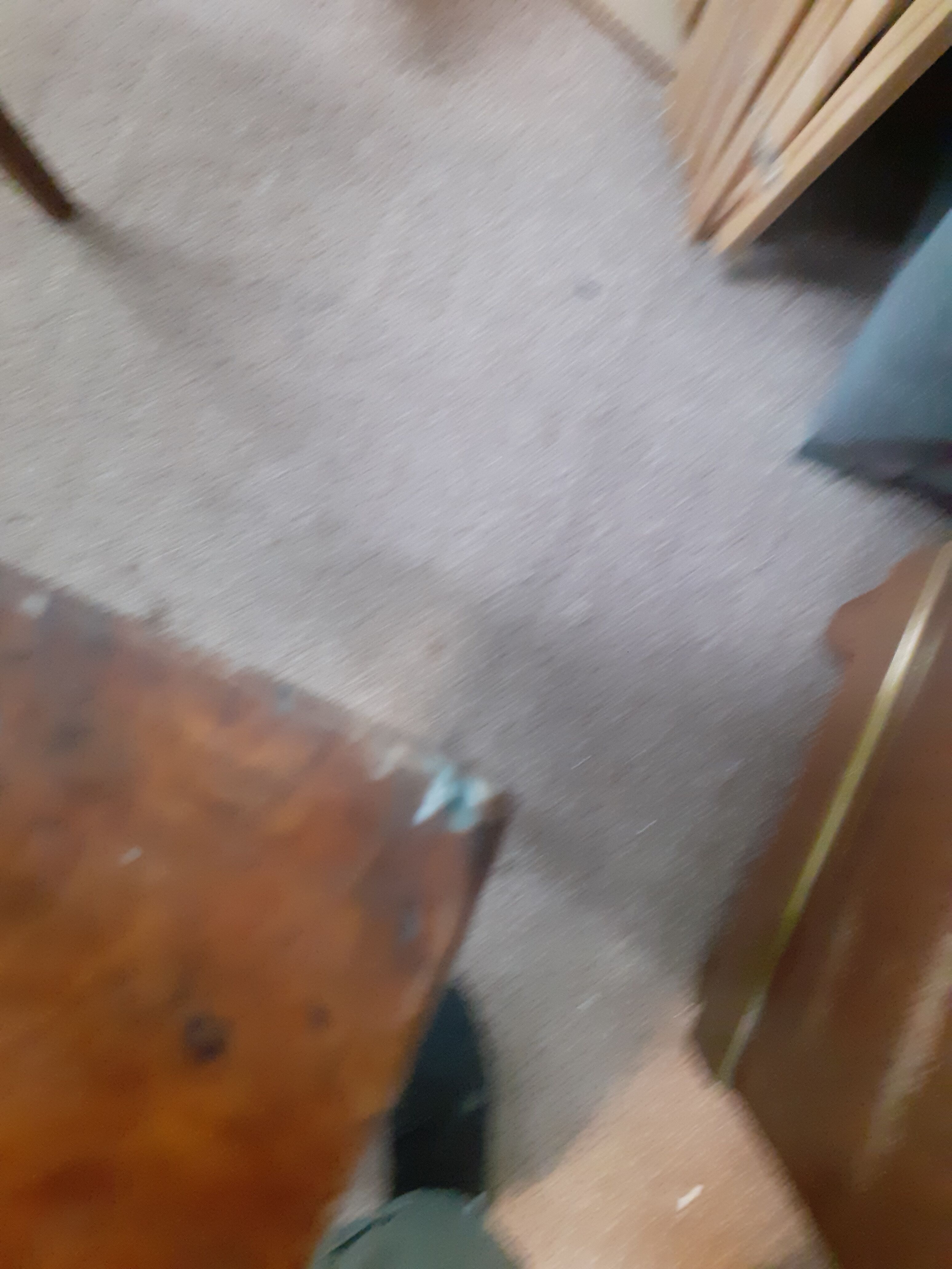 Table demi lune en noyer